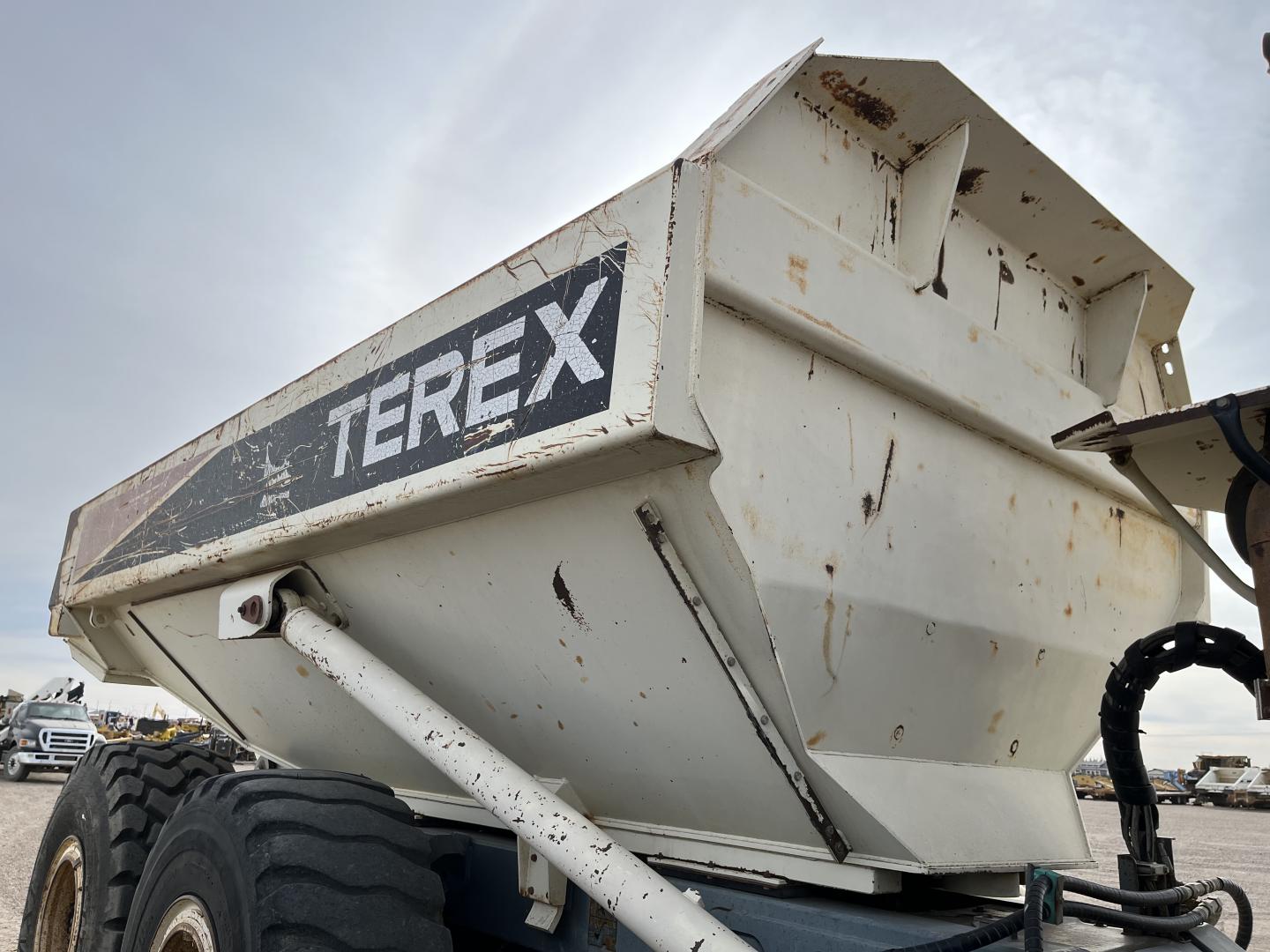 DOMPE ARTICULADO TEREX TA30